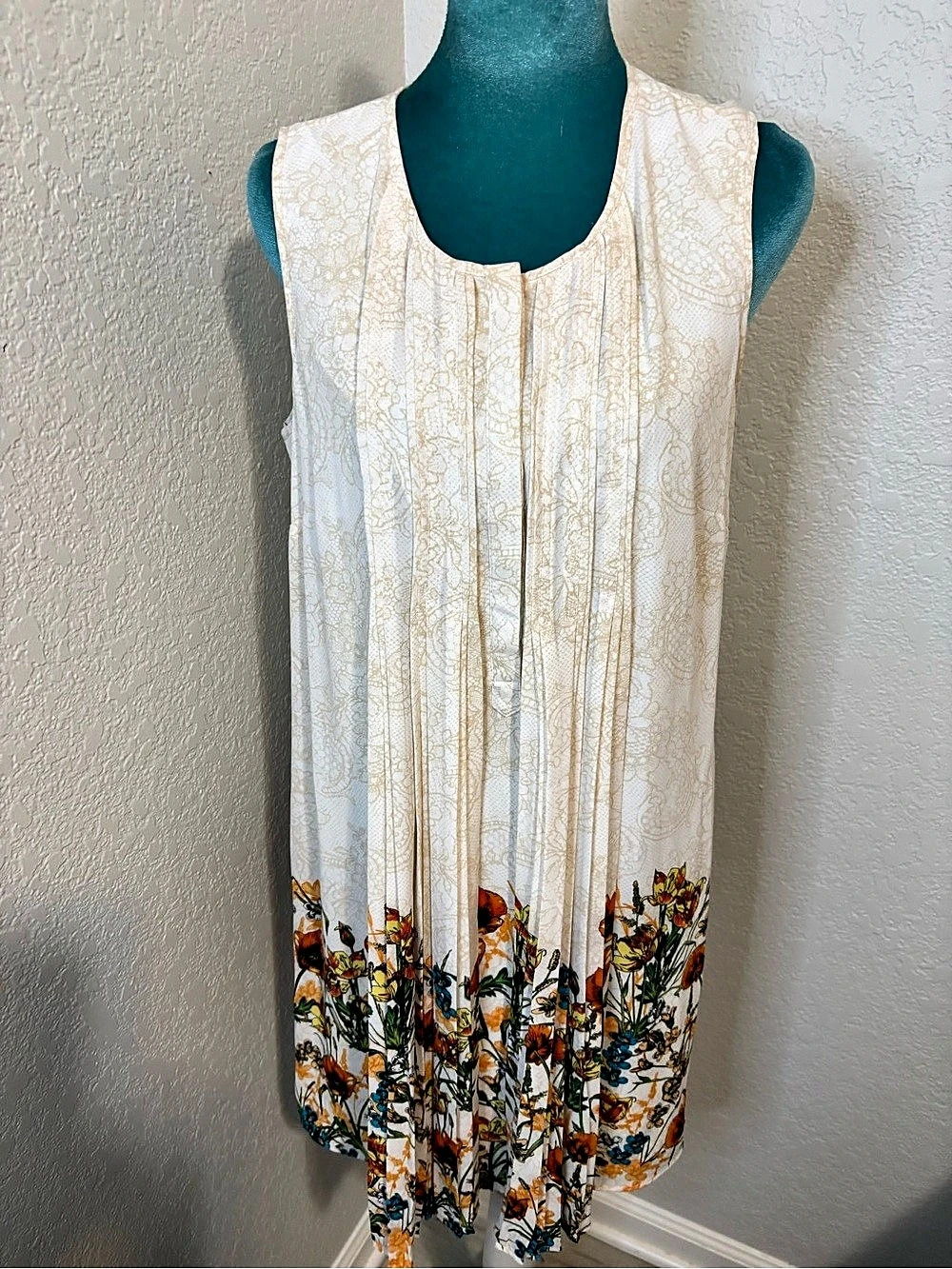 DR2 Floral Tunic in White & Orange Size Medium